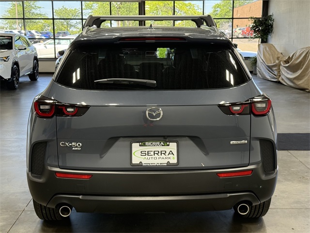 2025 Mazda CX-50 2.5 S Premium photo 5