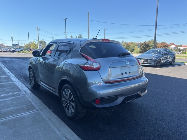 2017 Nissan Juke SV photo 6