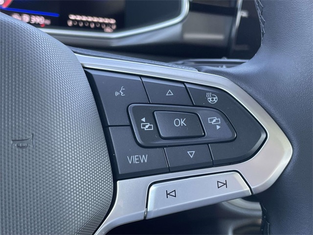 2025 Volkswagen Taos SE photo 23