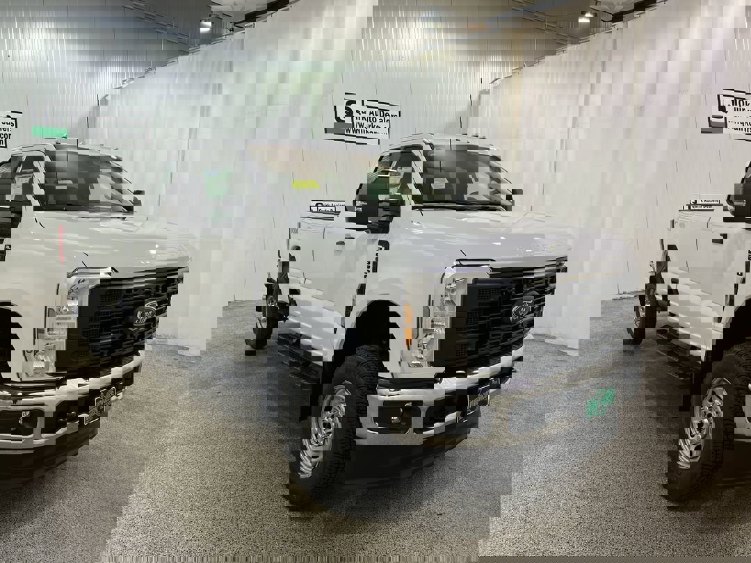 2026 Ford F-250 Super Duty XL's photo