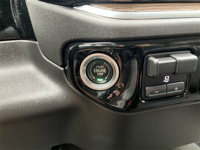2024 Chevrolet Silverado 1500 LT photo 9