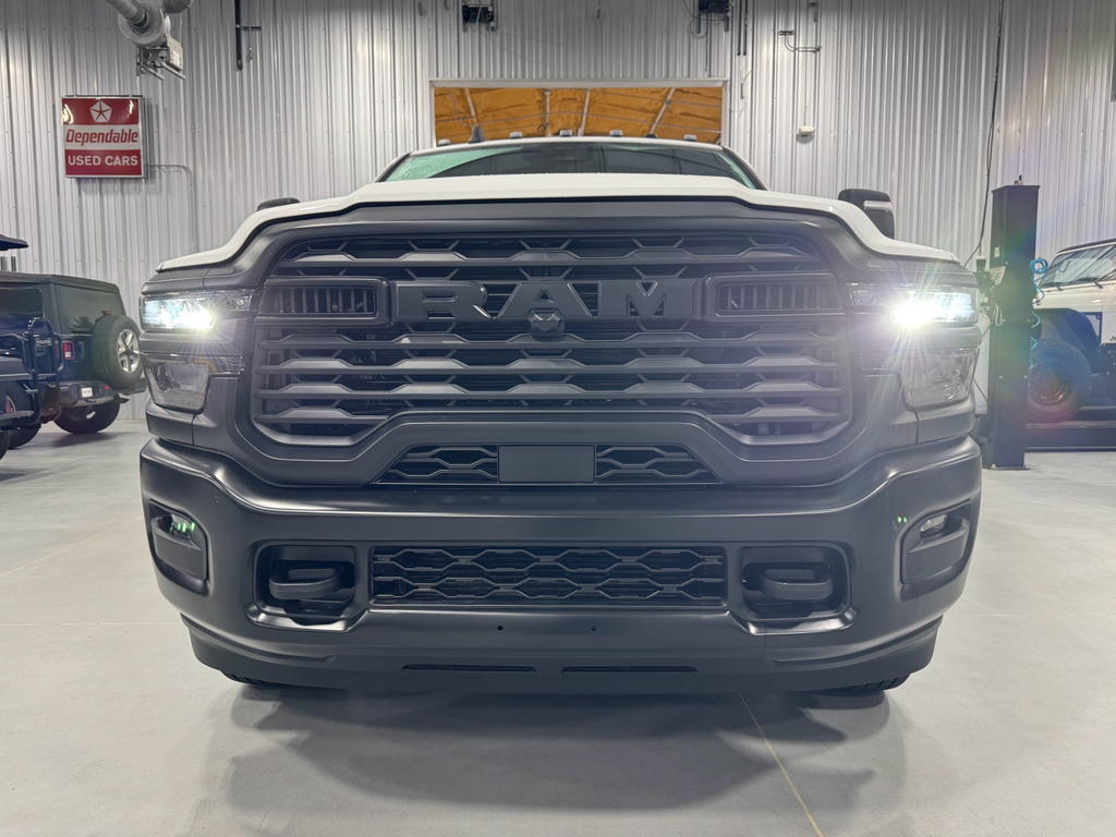 2025 Ram 3500 Tradesman photo 13