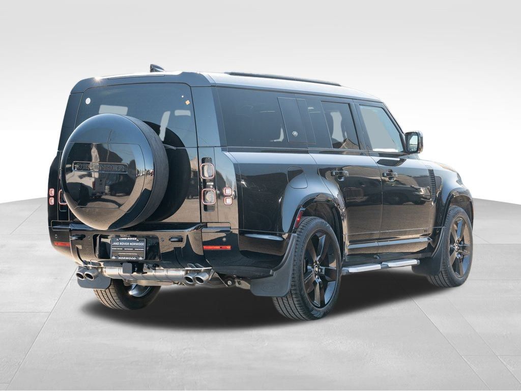 2024 Land Rover Defender 130 V8 photo 4