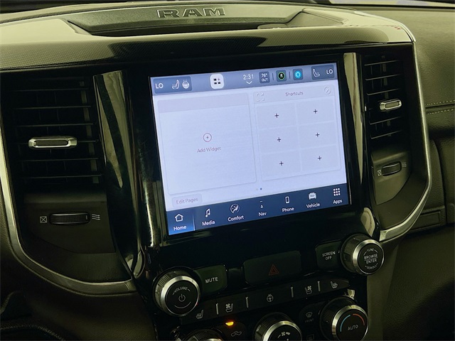 2022 Ram 1500 Laramie photo 17