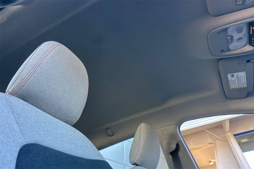 2018 Chevrolet Bolt EV photo 17