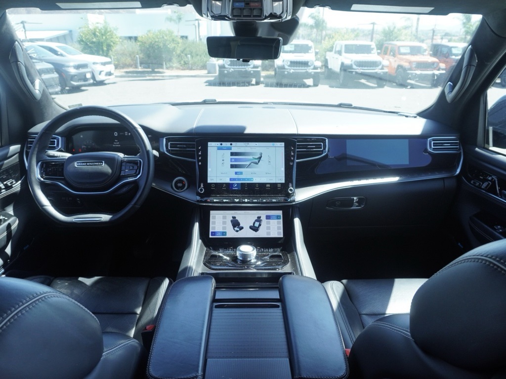 2024 Jeep Grand Wagoneer L II Obsidian photo 26