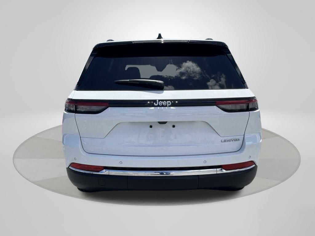 2025 Jeep Grand Cherokee Limited photo 6