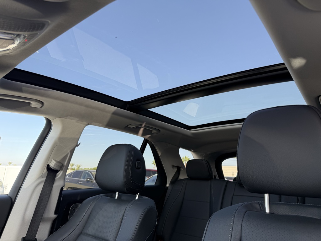 2026 Mercedes Benz GLE 450 4MATIC photo 2