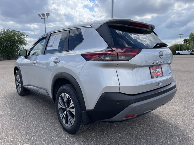 2023 Nissan Rogue SV photo 5