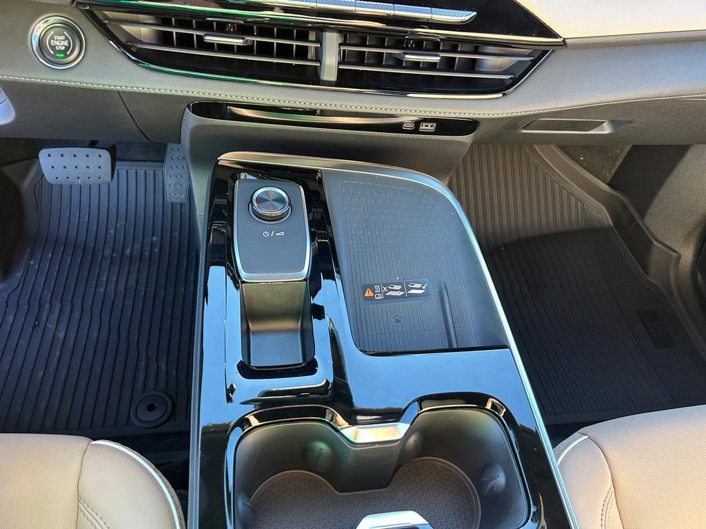 2026 Buick Enclave Preferred photo 9