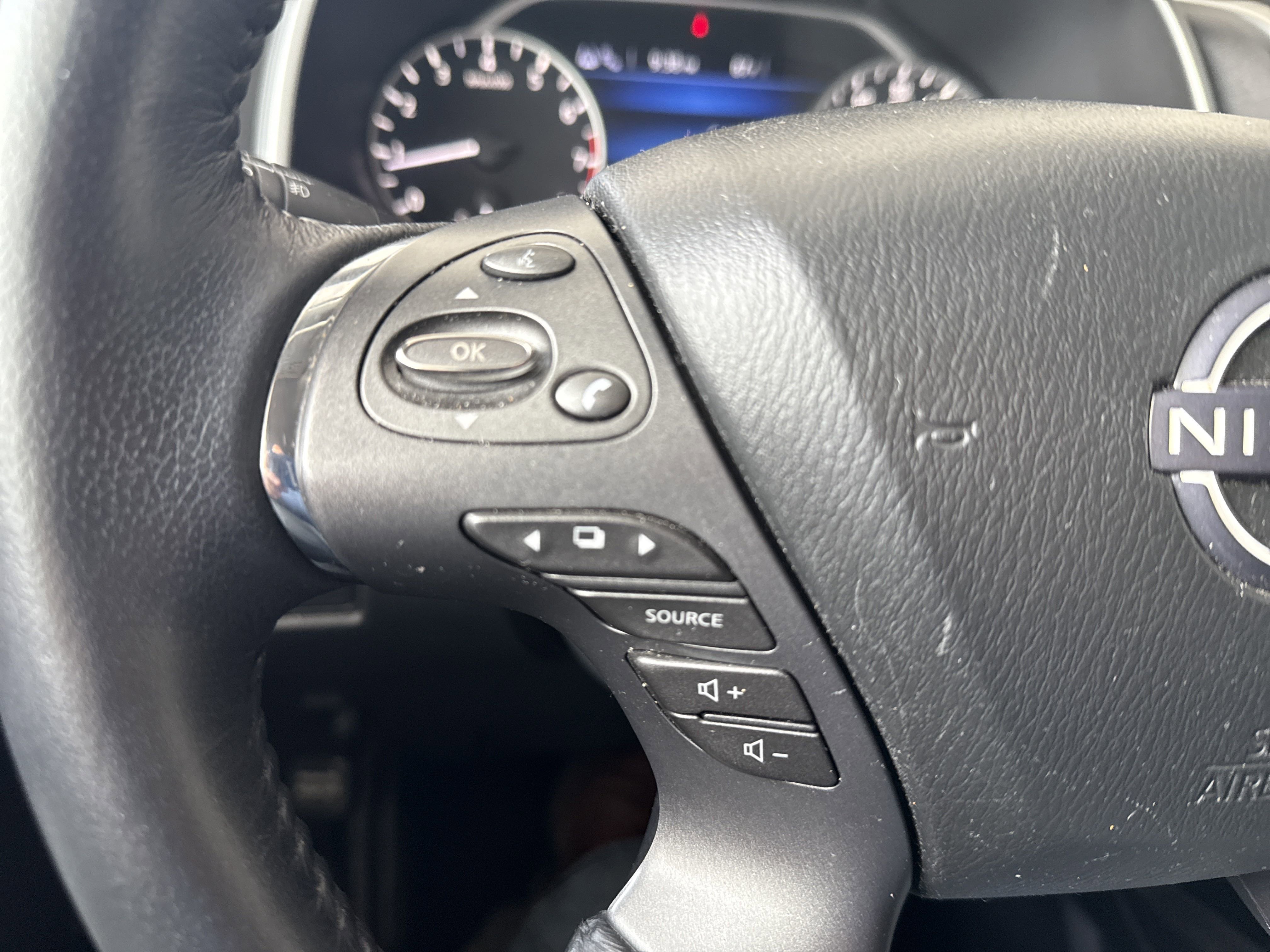 2023 Nissan Murano SV photo 25