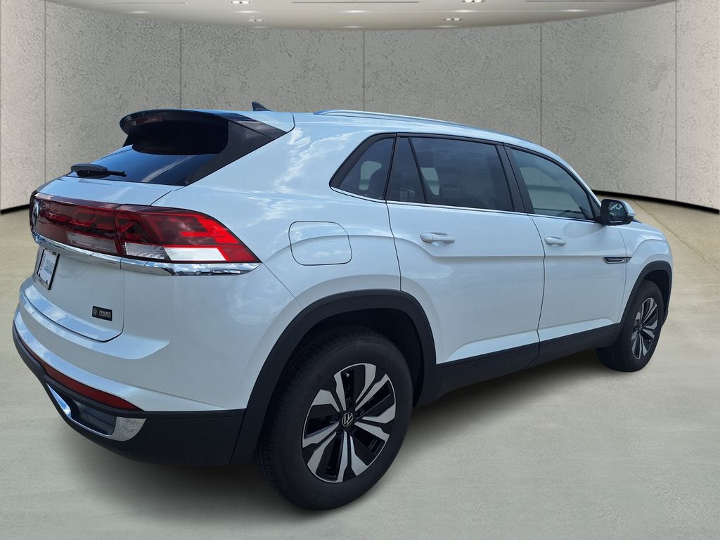 2026 Volkswagen Atlas Cross Sport SE photo 4