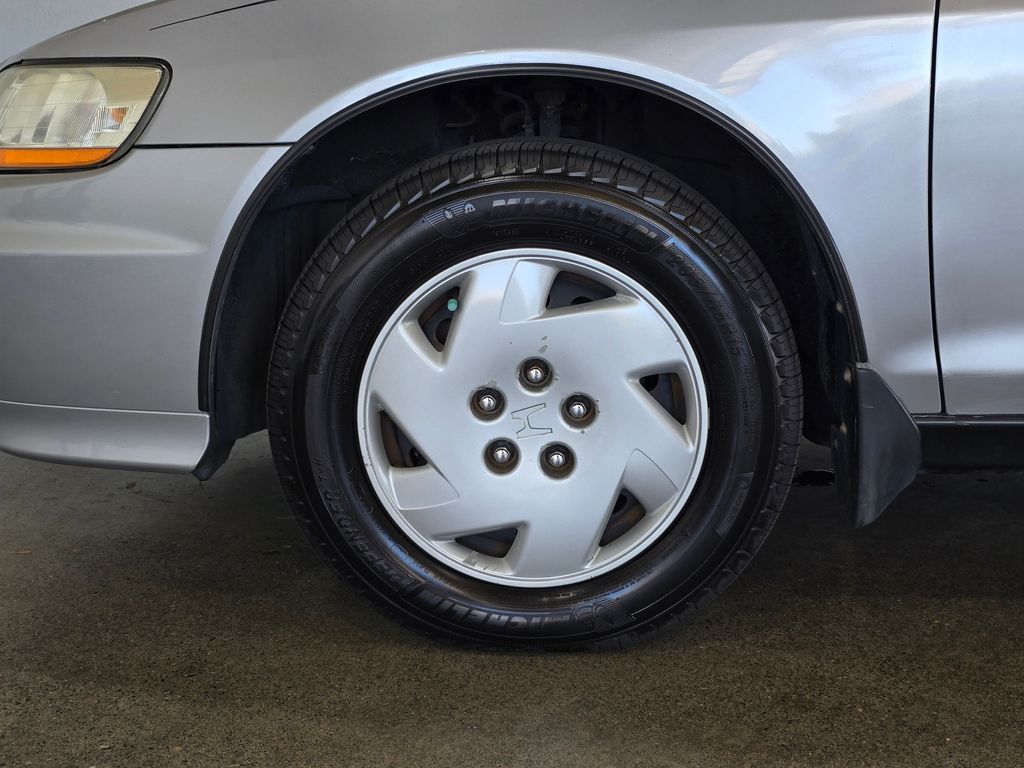 2001 Honda Accord LX photo 8