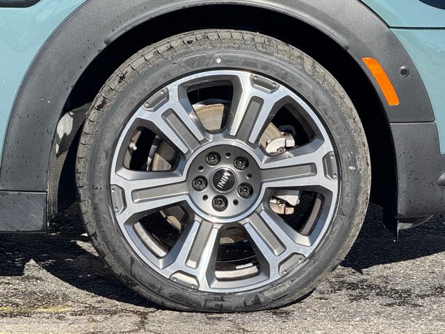 2023 Mini Countryman Iconic photo 3