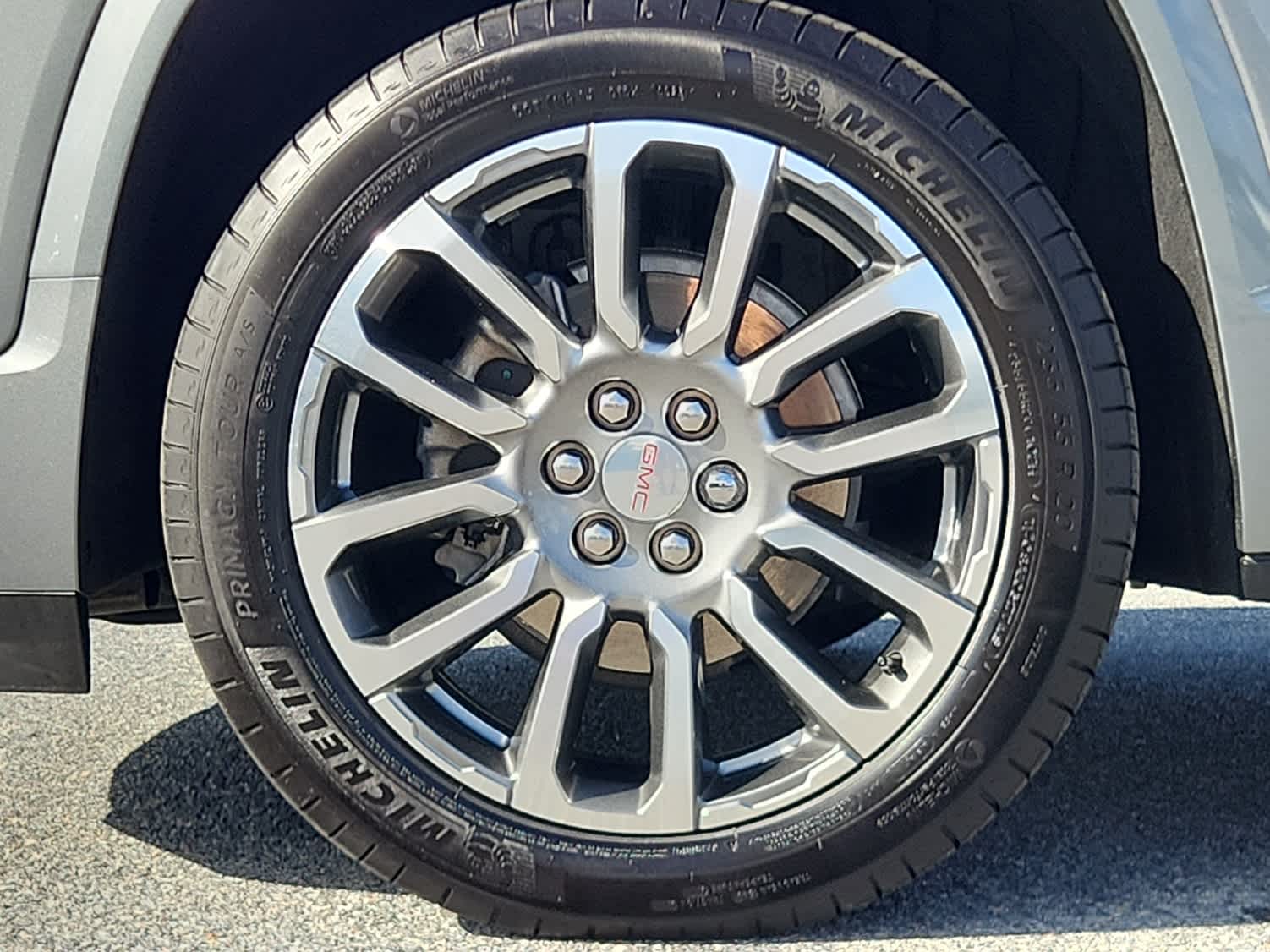 2023 Gmc Acadia Denali photo 6