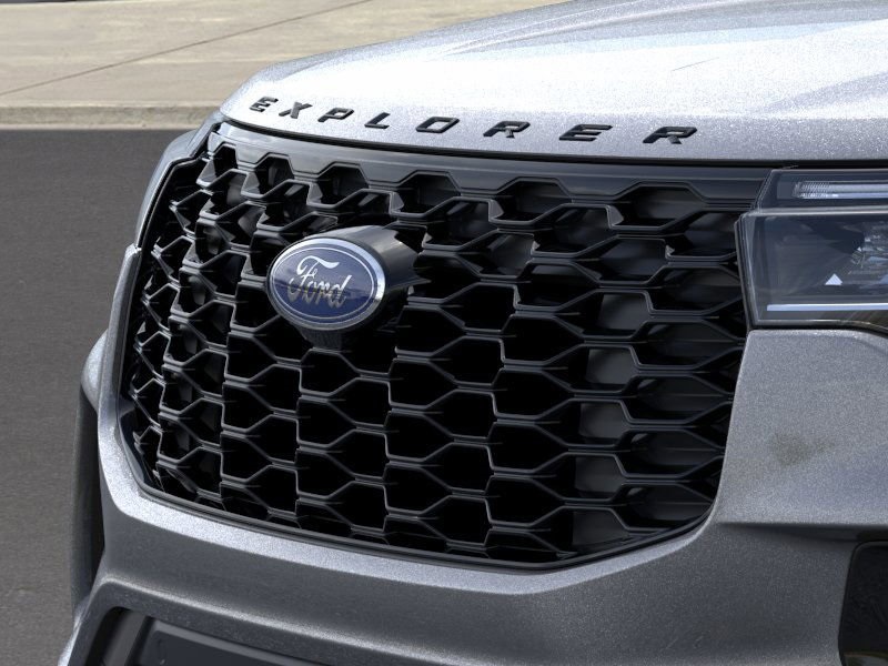 2025 Ford Explorer ST-Line photo 15