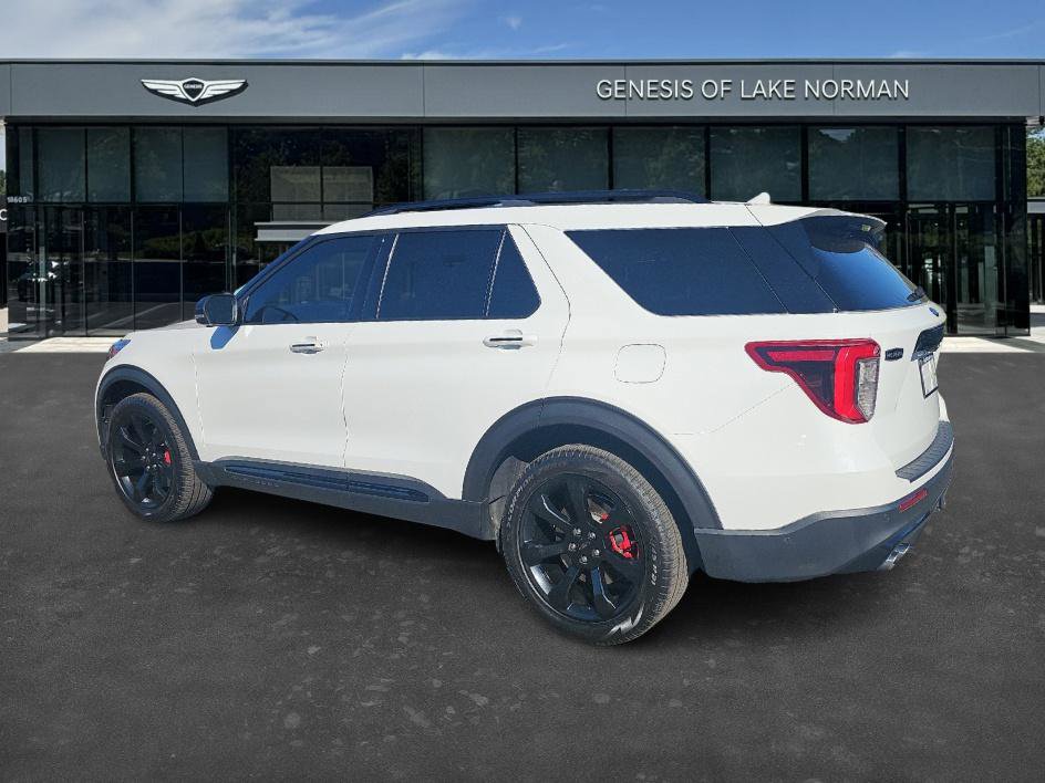 2020 Ford Explorer ST photo 4