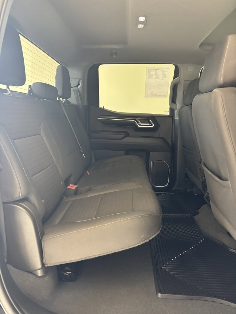 2023 Chevrolet Silverado 1500 LT photo 17