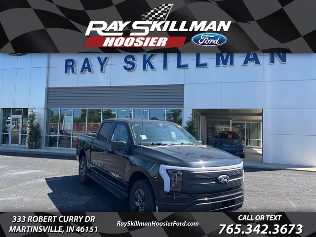 2025 Ford F-150 Lightning Flash's photo