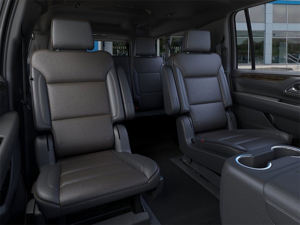 2024 Chevrolet Suburban High Country photo 17
