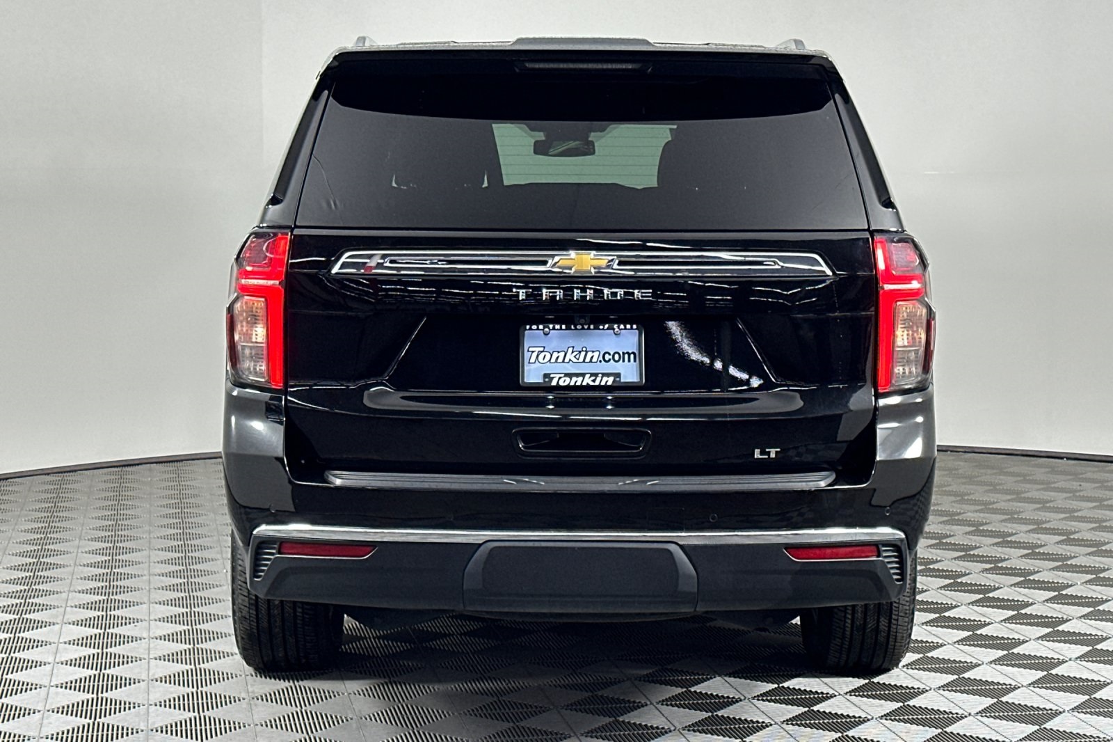 2024 Chevrolet Tahoe LT photo 4