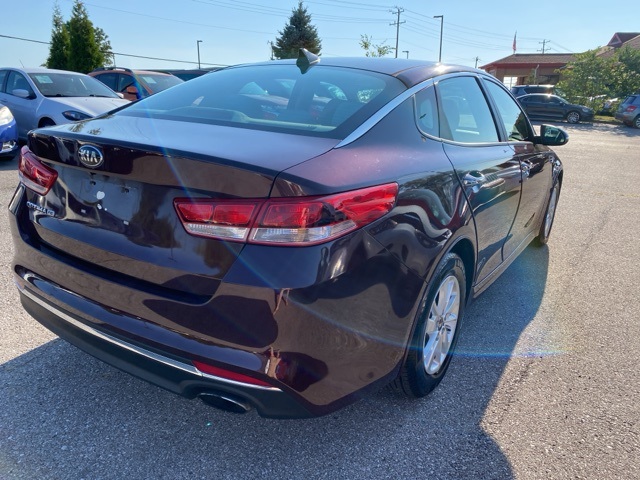 2016 Kia Optima LX photo 6