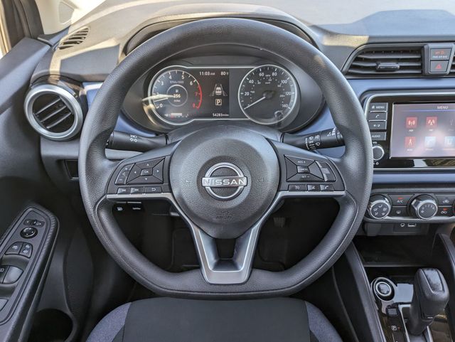 2023 Nissan Versa 1.6 SV photo 13