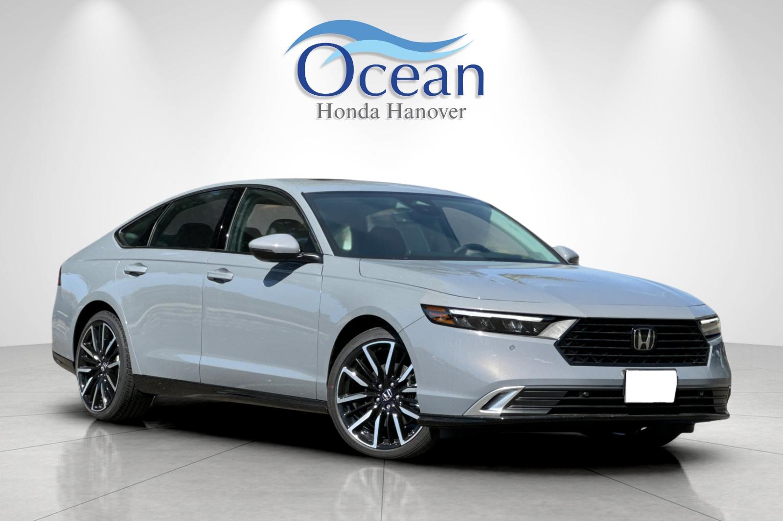 2025 Honda Accord Hybrid Touring photo 6