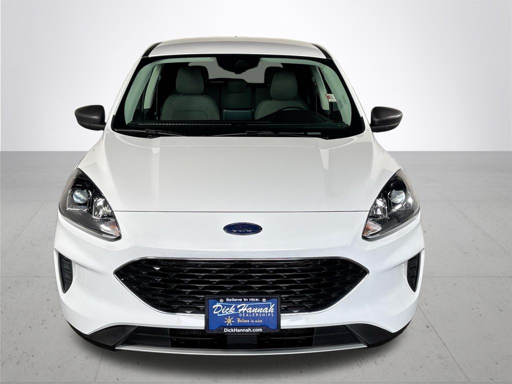 2022 Ford Escape Hybrid SE photo 3