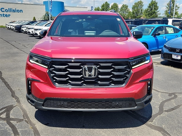 2025 Honda Pilot Sport photo 2