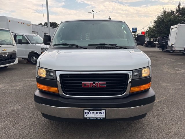 2023 Gmc Savana Cargo 2500 photo 8