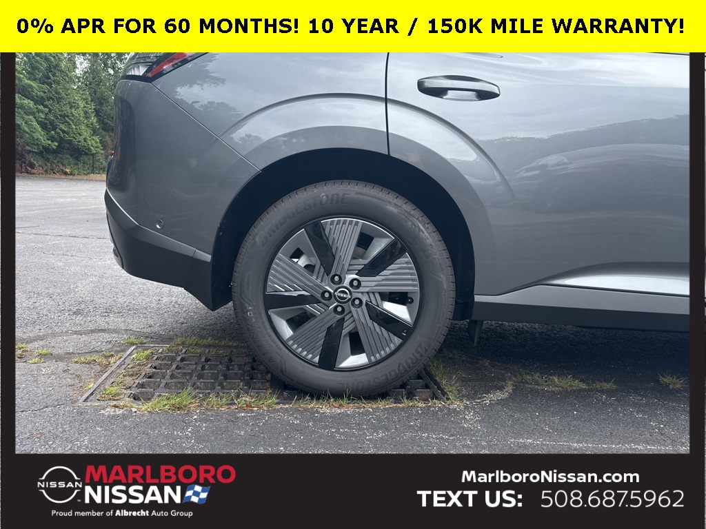 2025 Nissan Murano SL photo 10