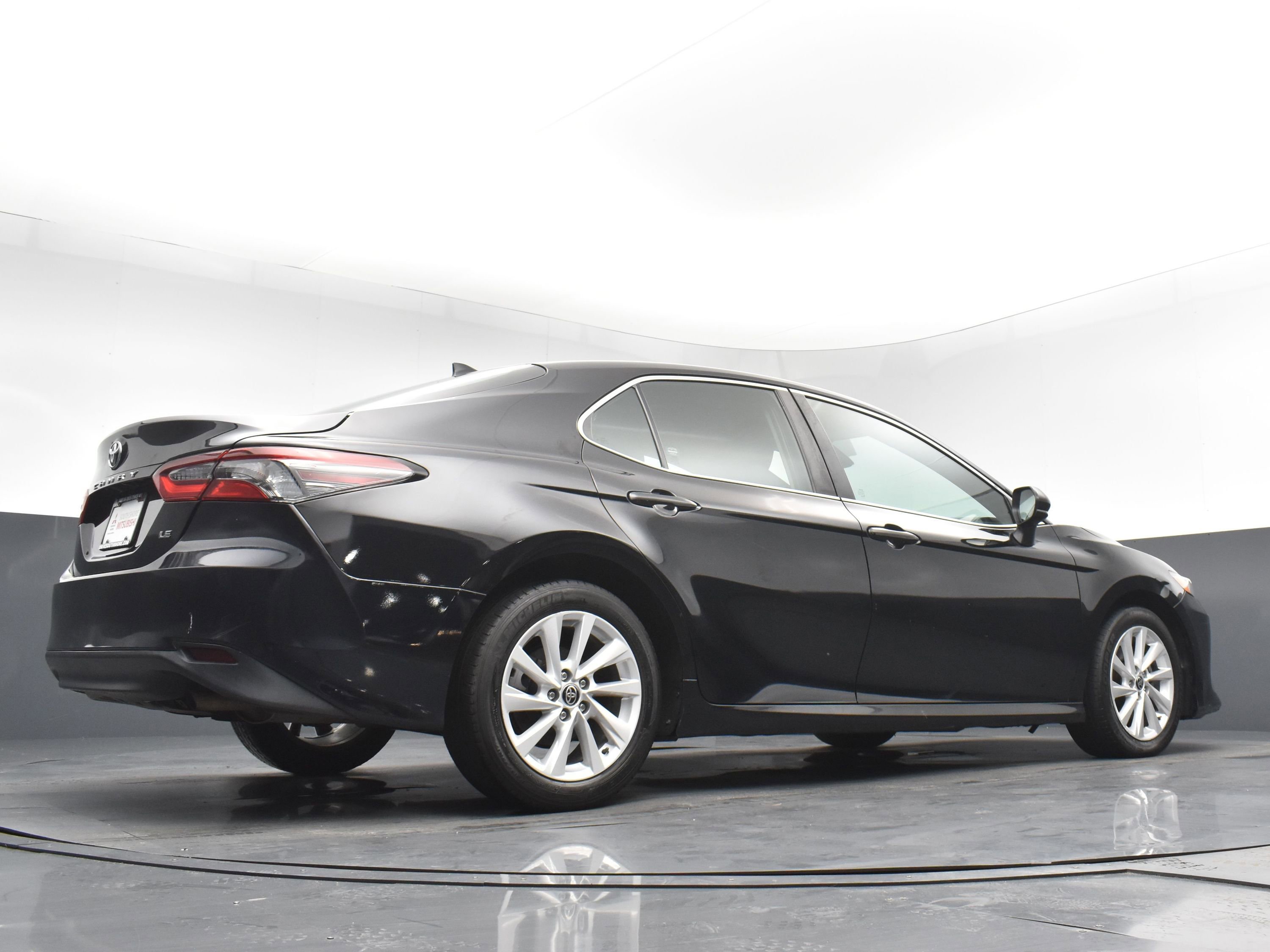2021 Toyota Camry LE photo 24