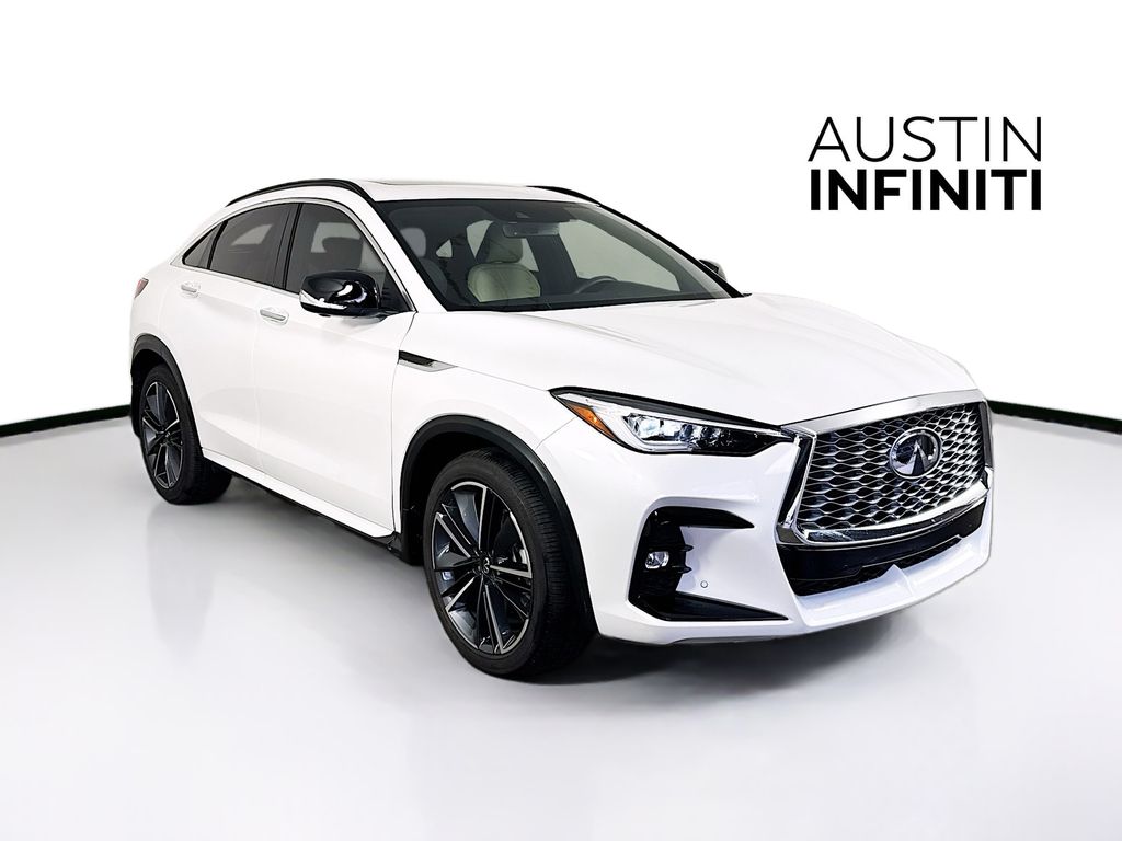 2025 INFINITI QX55 Essential's photo