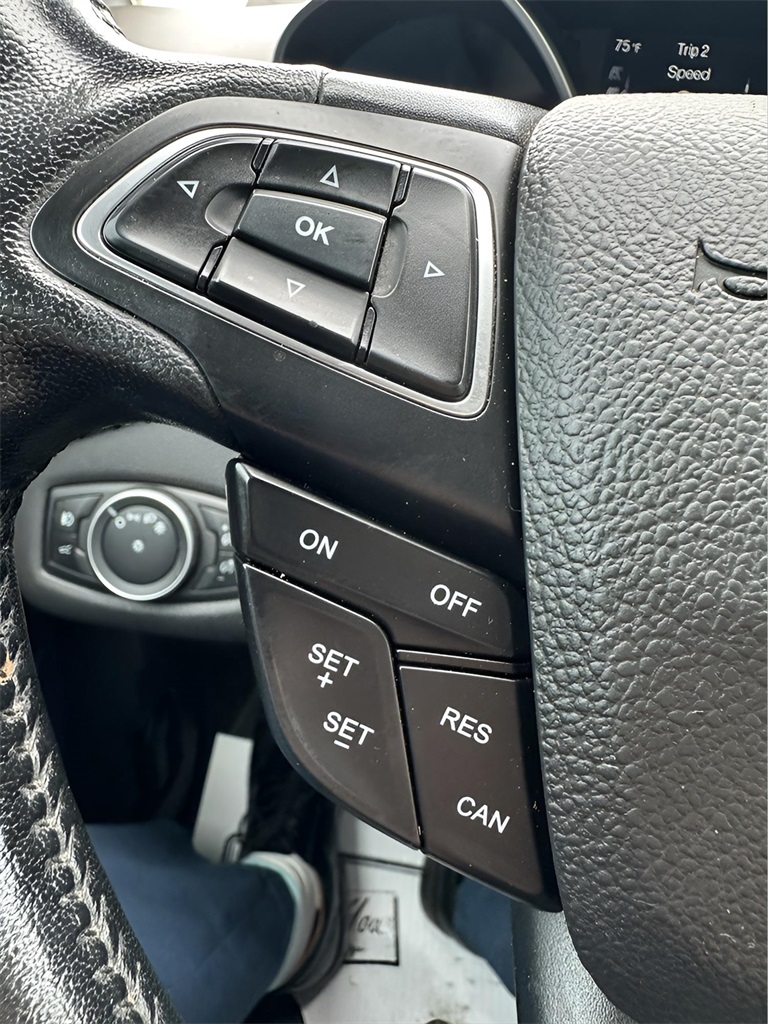 2019 Ford Escape Titanium photo 23