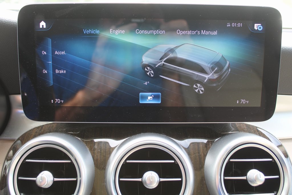 2022 Mercedes Benz GLC 300 photo 41