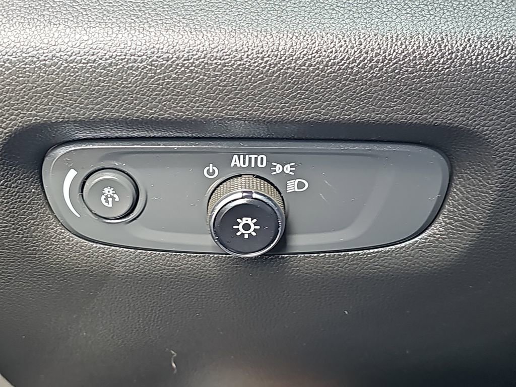 2023 Chevrolet Traverse Cloth photo 26