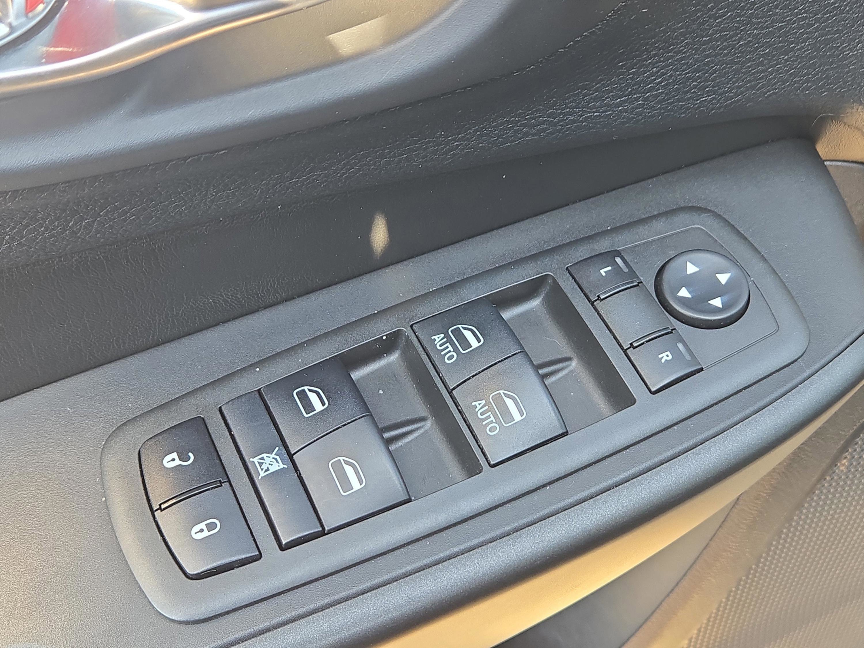 2019 Jeep Cherokee Trailhawk photo 13