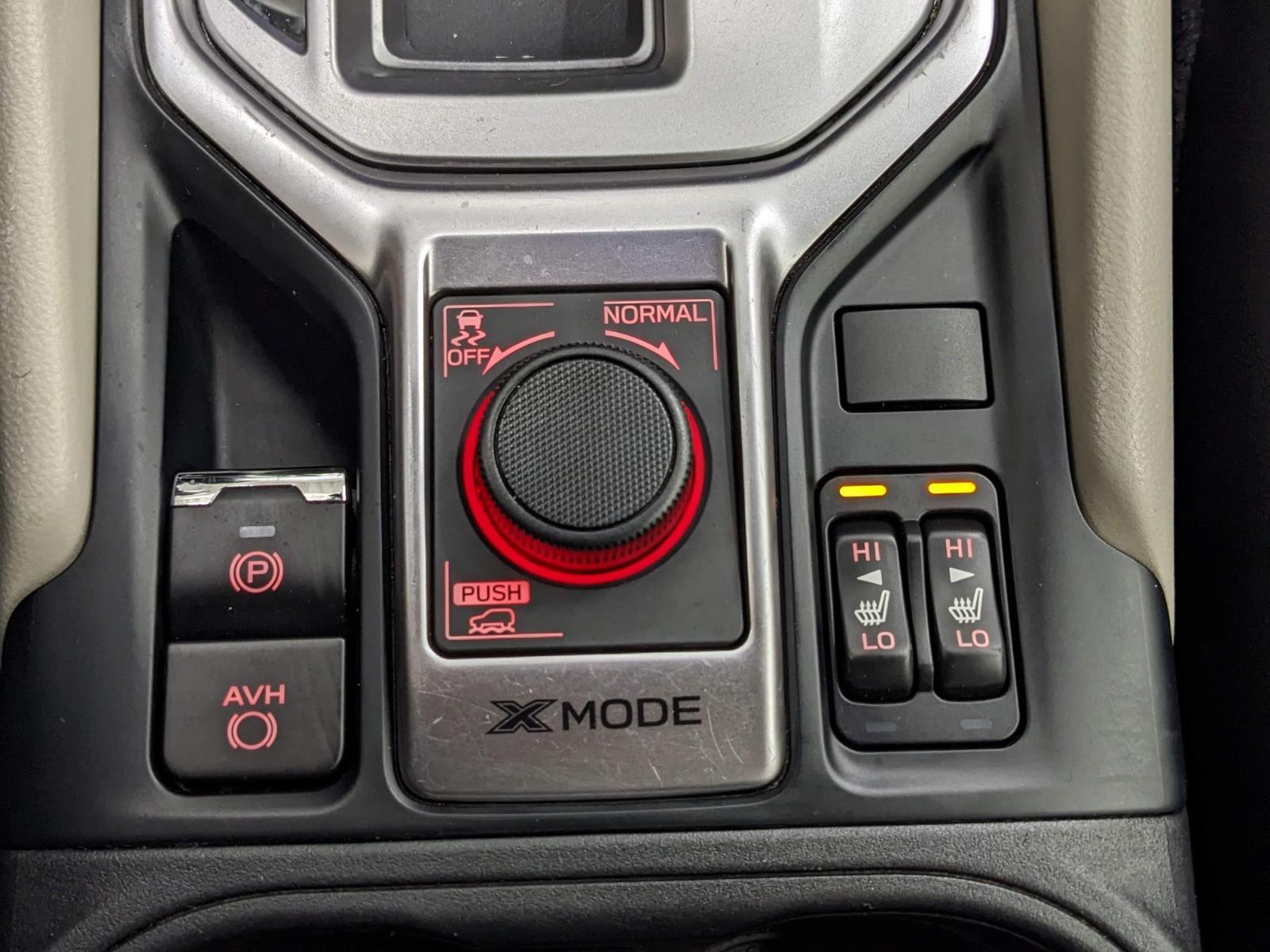 2023 Subaru Forester Premium photo 4