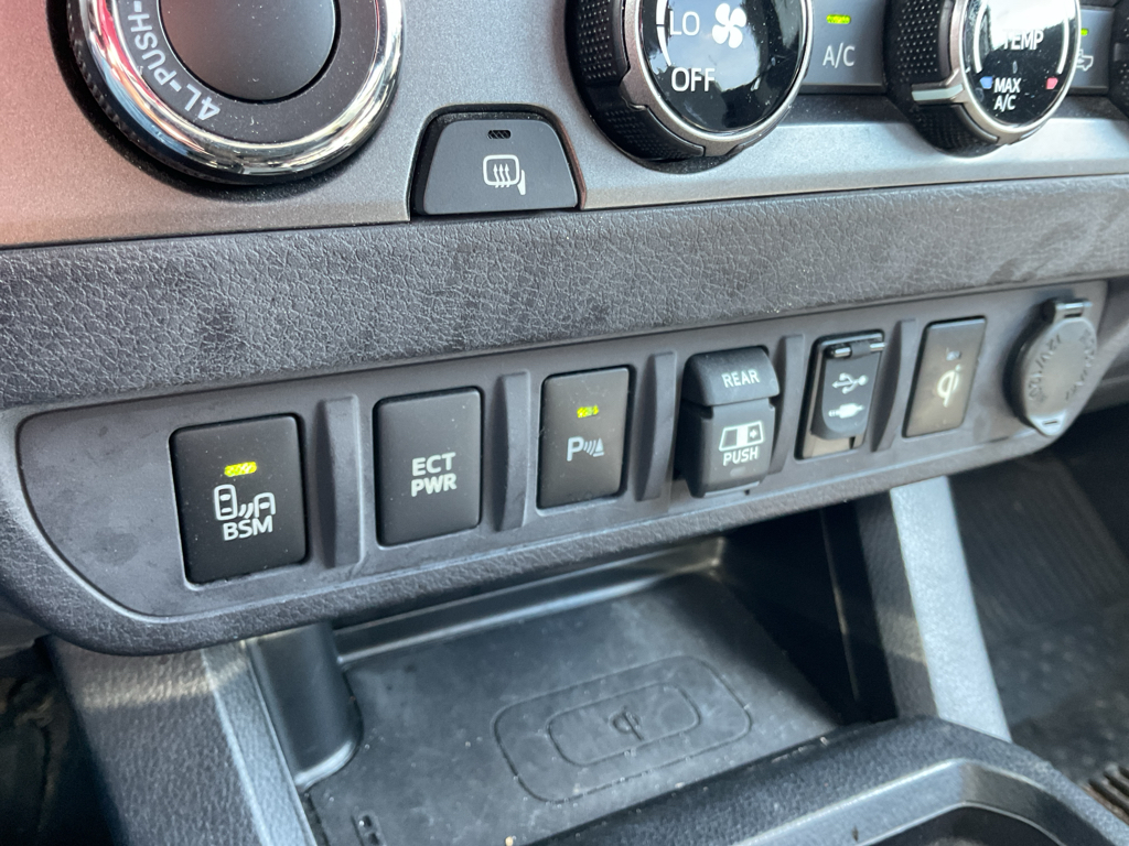 2018 Toyota Tacoma TRD Sport 4x4 Double Cab photo 24