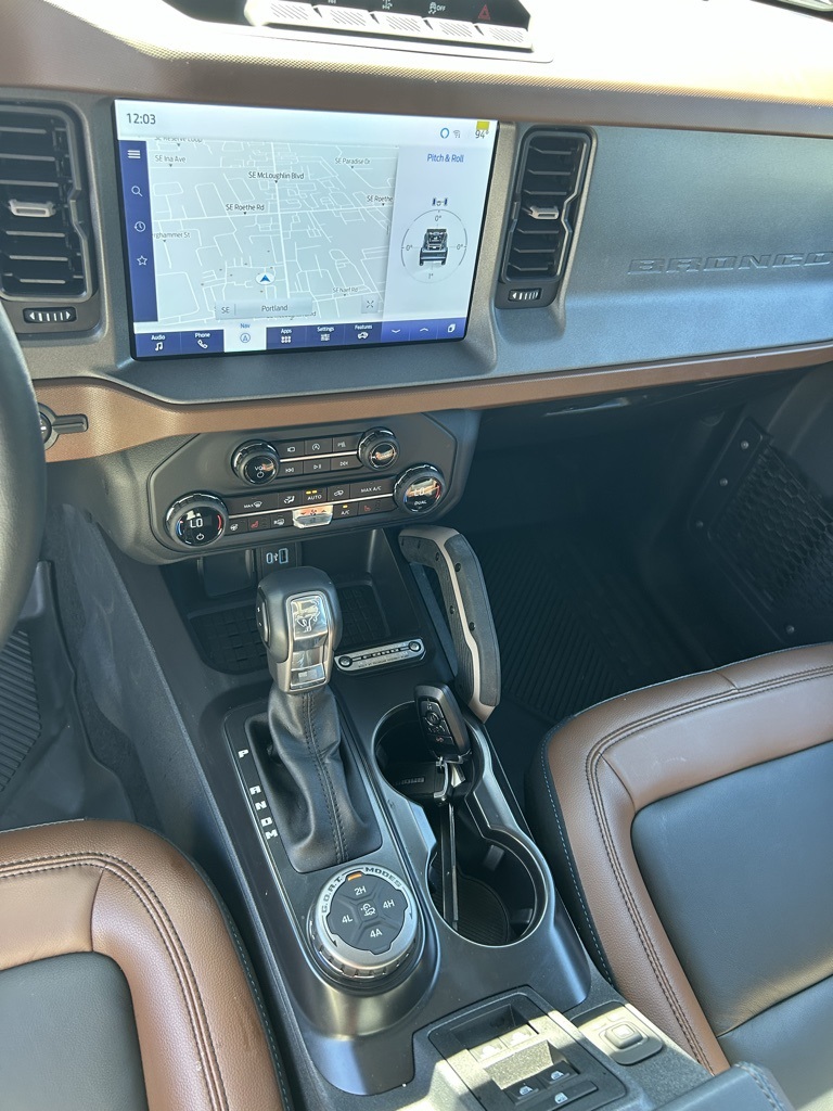 2024 Ford Bronco Outer Banks photo 18