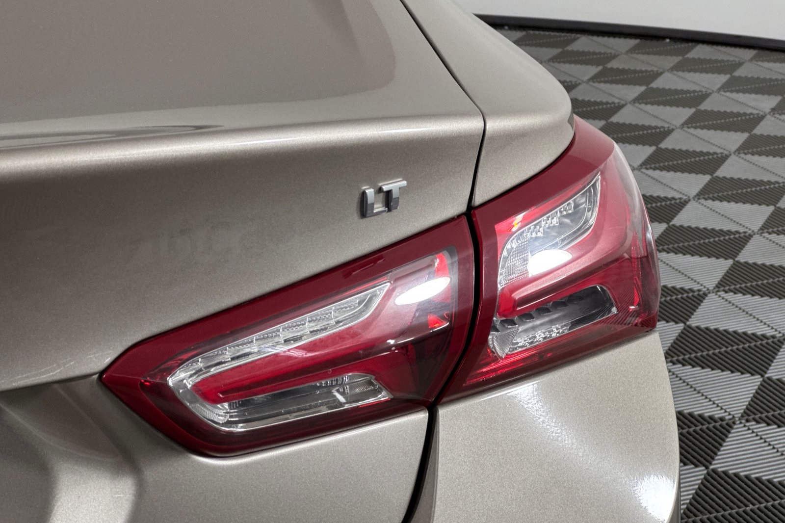 2022 Chevrolet Malibu 1LT photo 25