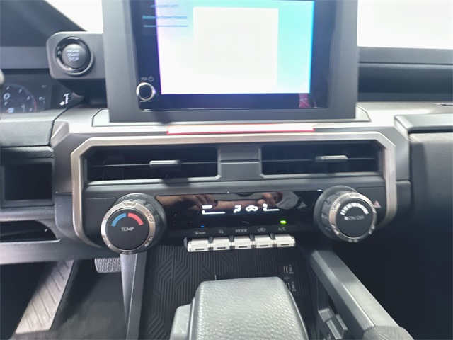 2024 Toyota Tacoma SR5 photo 16