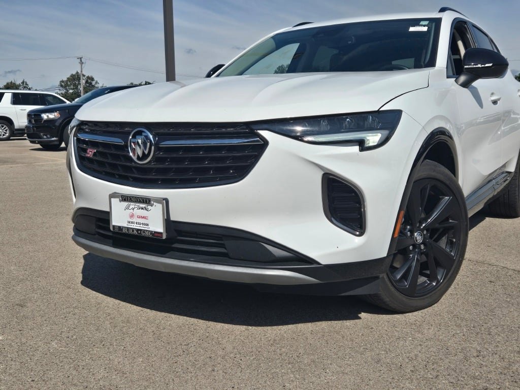 2022 Buick Envision Preferred photo 2