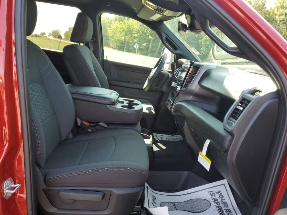 2025 Ram 2500 Tradesman photo 23