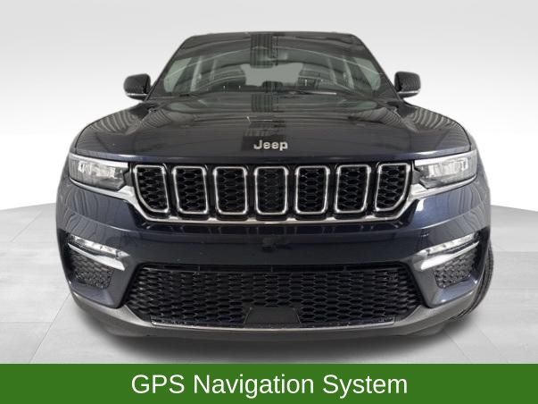 2023 Jeep Grand Cherokee Limited photo 3