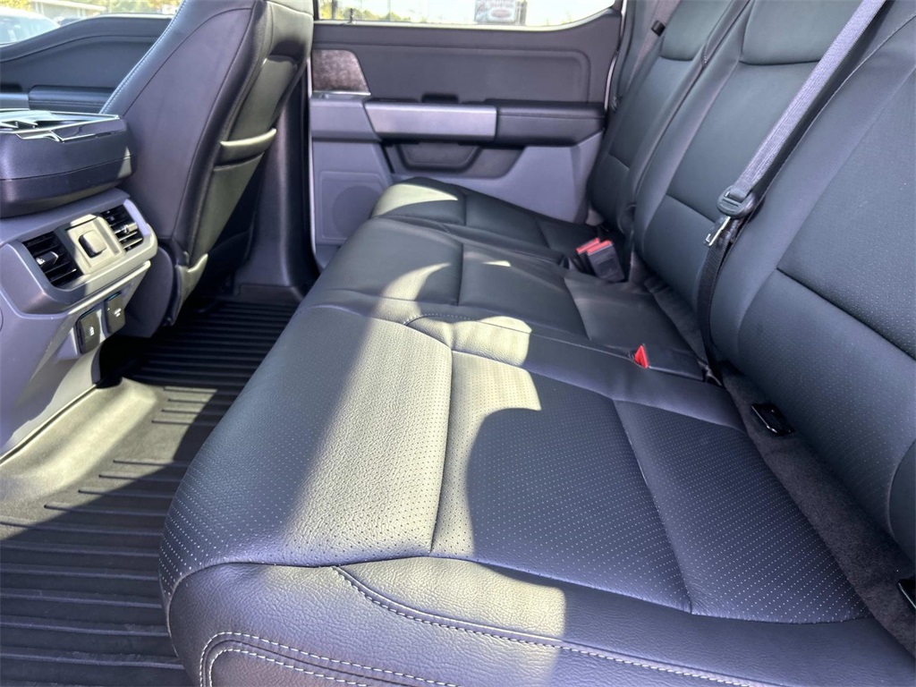 2021 Ford F-150 XLT photo 18