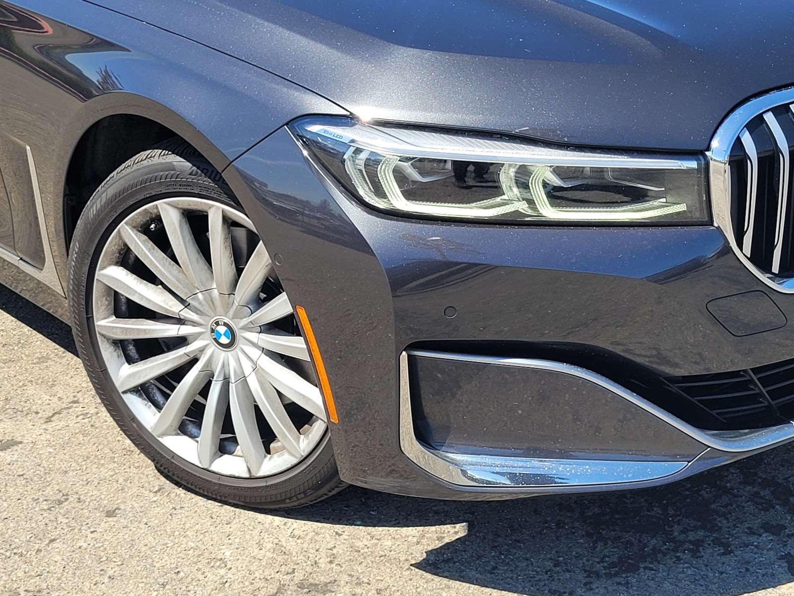 2022 Bmw 740Li photo 3