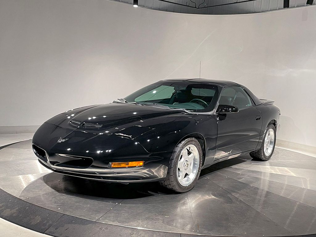1994 Pontiac Firebird photo 2