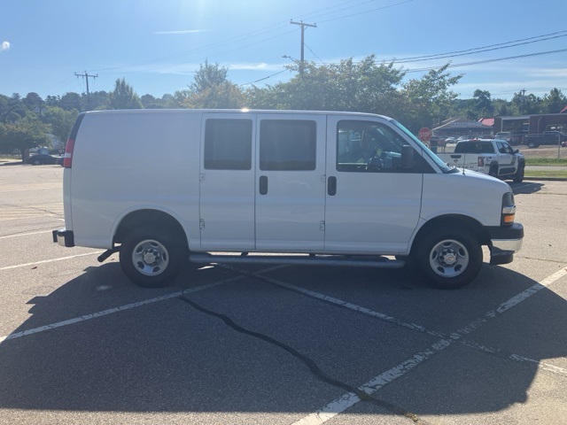 2023 Chevrolet Express 2500 Work Van photo 4